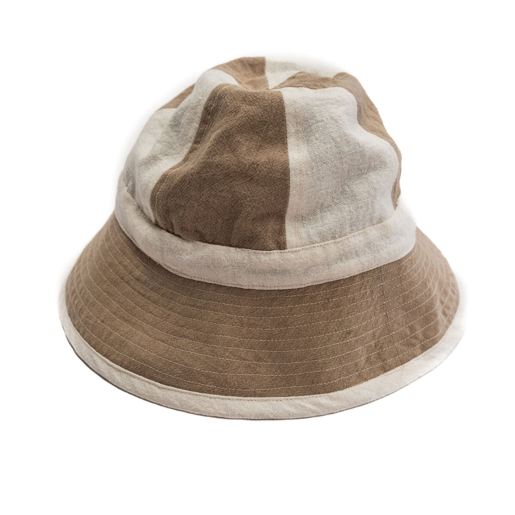 QUEEN. beach hat